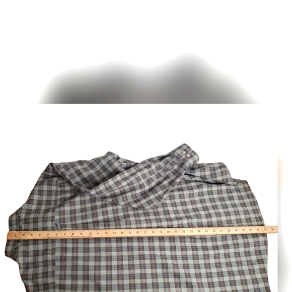 John Ashford Men's Wrinkle free Oxford. Brown green plaid. XL - Picture 11 of 11